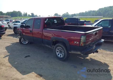 2005 Chevrolet Silverado 1500 Z71 z USA, uszkodzony, nr VIN 1GCEK19B75E270685